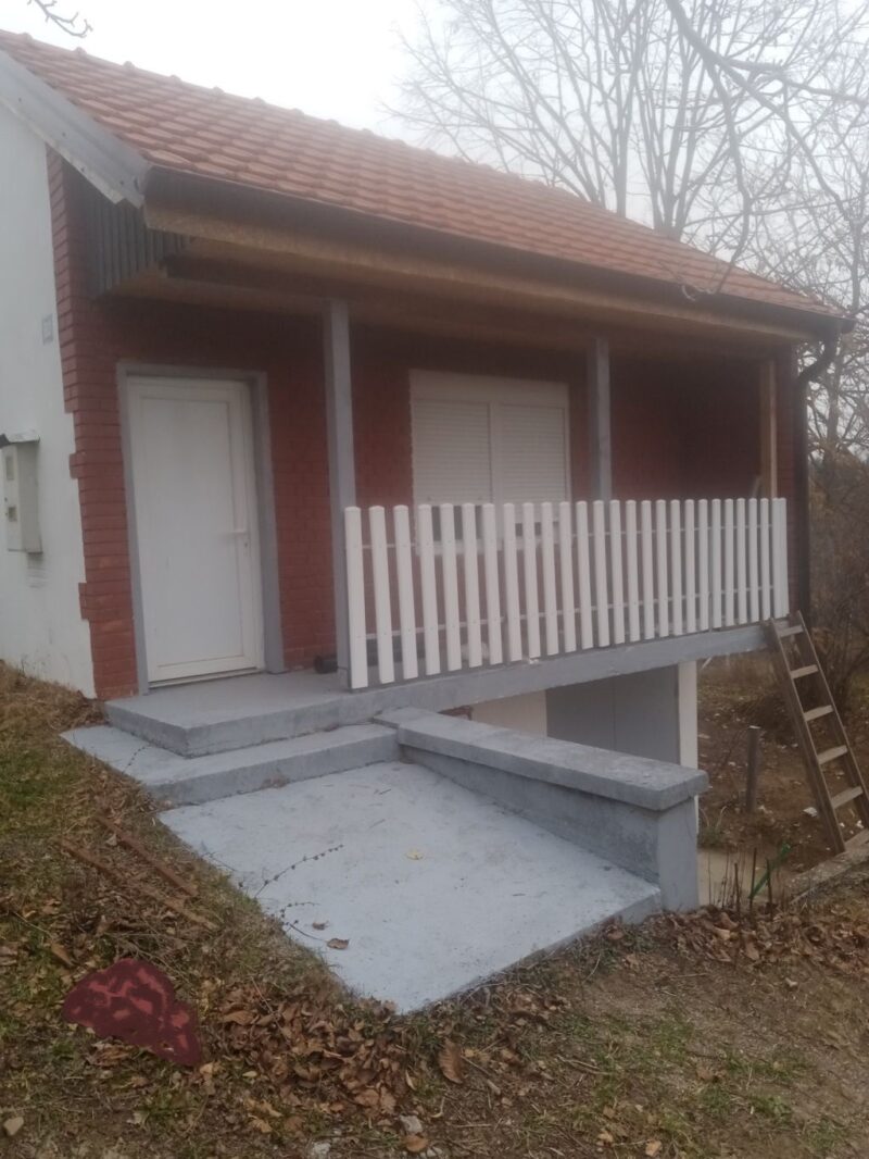 Vikendica, Inđija - 58.000 evra