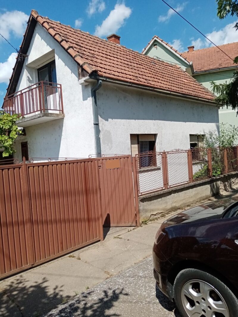 Kuća, Inđija -80.000 evra